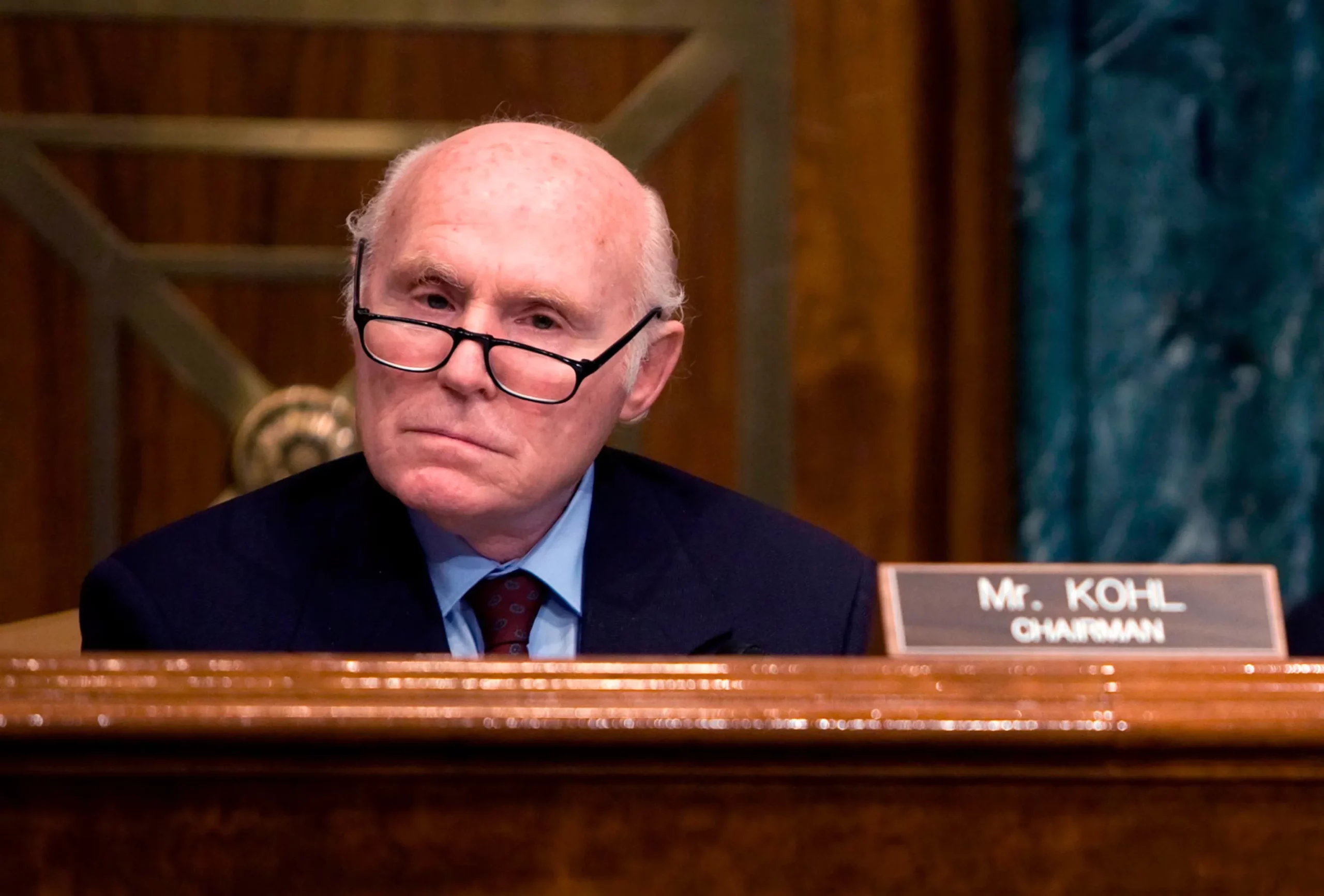 Herb Kohl Net Worth 2026: What Lessons You Can Learn From Him?